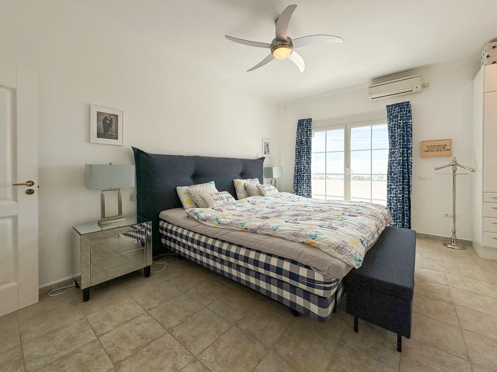 4 soverom Villa til salgs i La Cala de Mijas med svømmebasseng garasje - € 1 425 000 (Ref: 8569097)