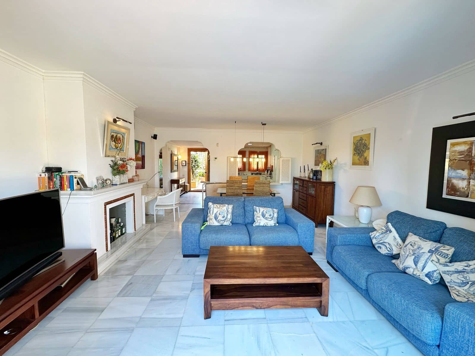 2 soverom Leilighet til salgs i New Golden Mile med svømmebasseng garasje - € 550 000 (Ref: 8573351)