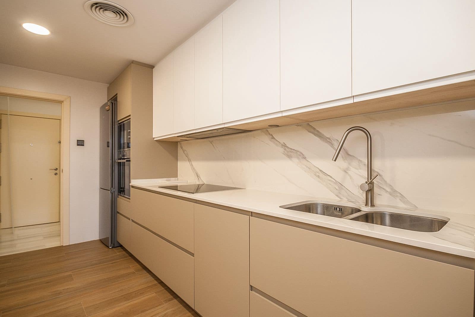 3 soverom Leilighet til salgs i Elviria med svømmebasseng garasje - € 549 000 (Ref: 8585729)