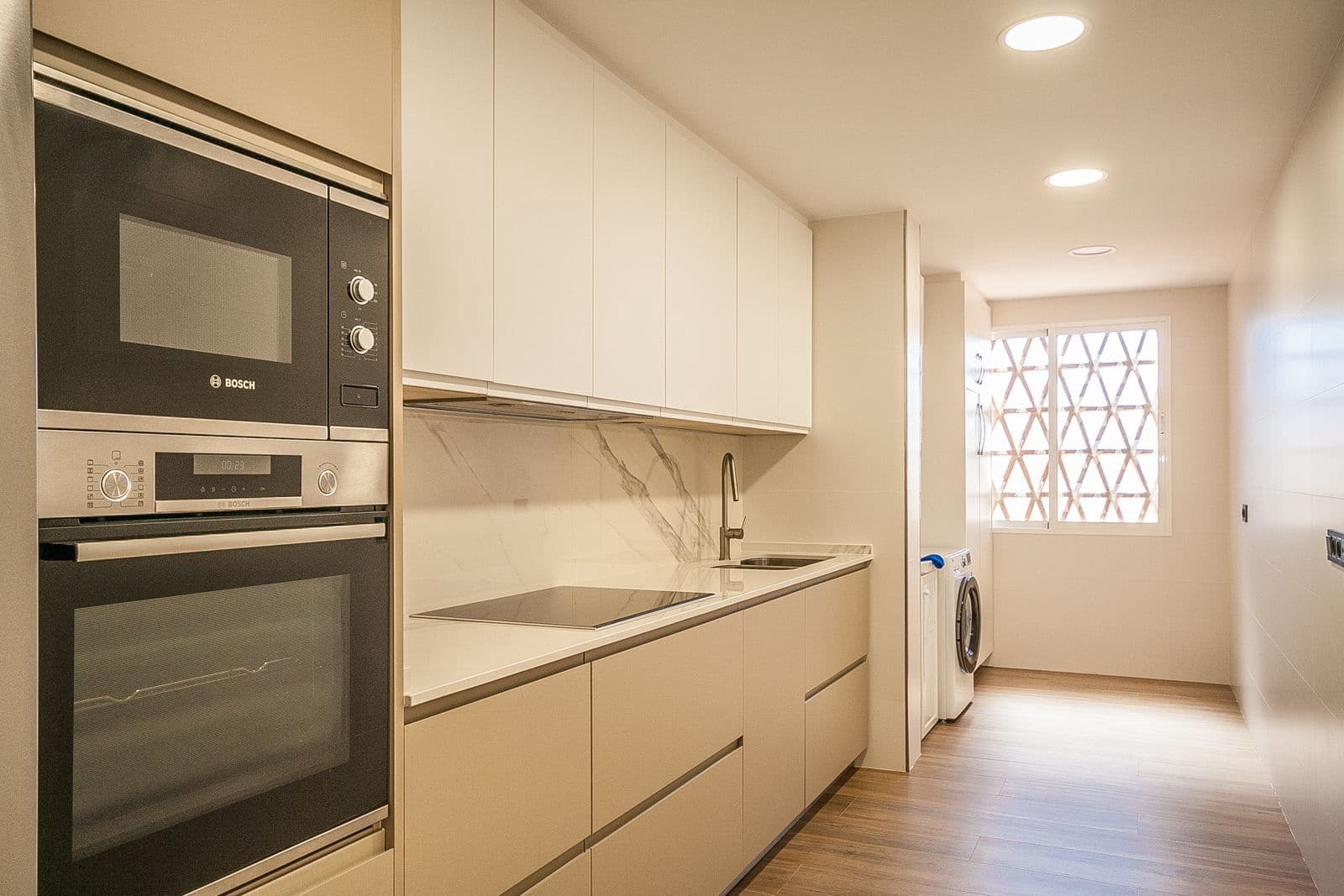 3 soverom Leilighet til salgs i Elviria med svømmebasseng garasje - € 549 000 (Ref: 8585729)