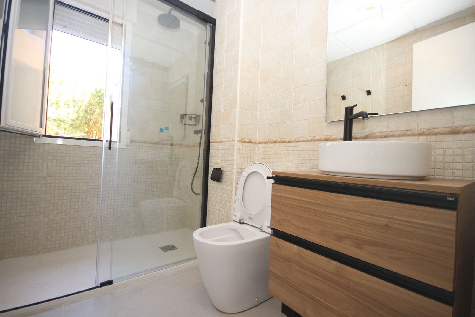 3 sovrum Strandlägenhet till salu i Elviria med pool garage - 575 000 € (Ref: 8585771)