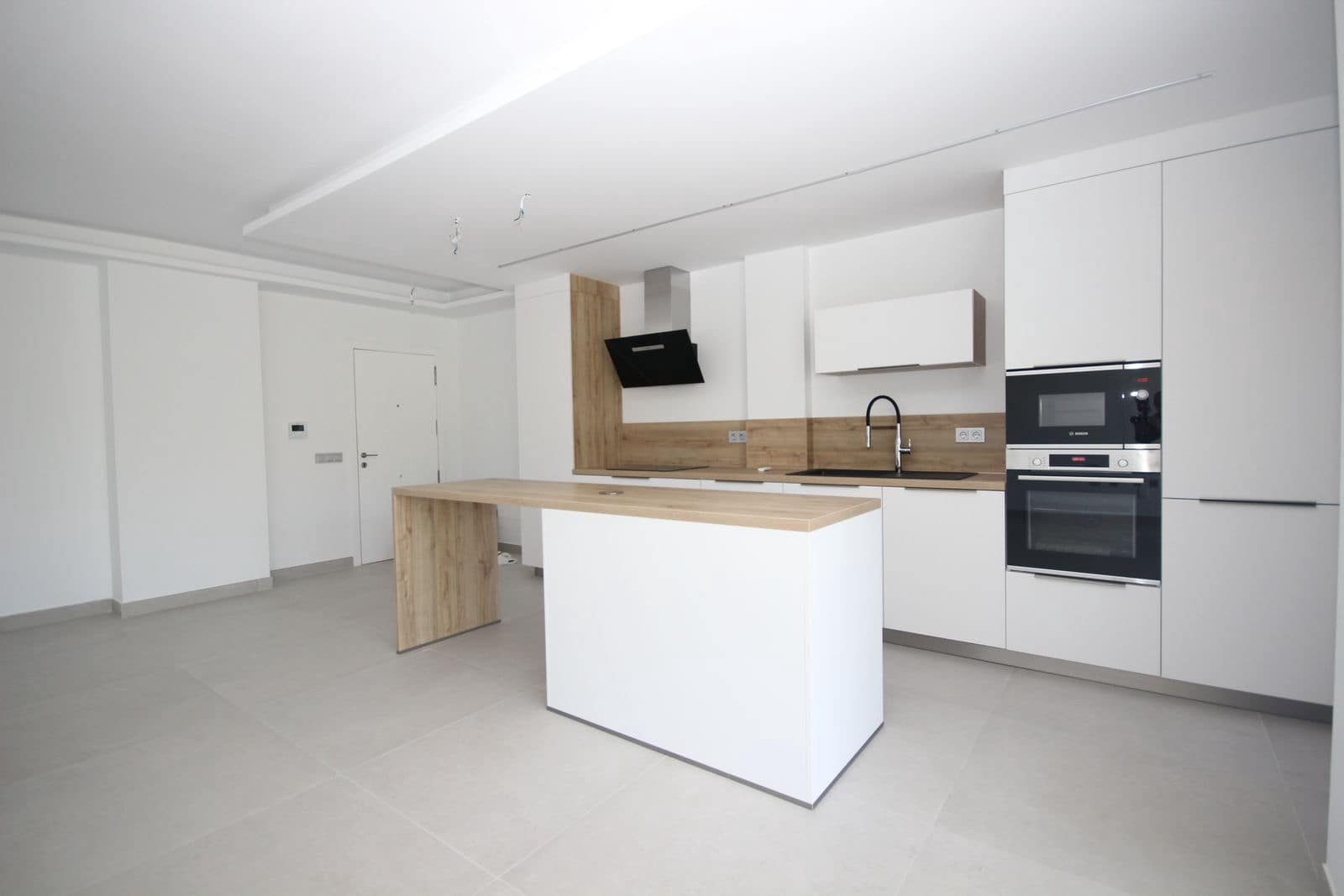 3 sovrum Strandlägenhet till salu i Elviria med pool garage - 575 000 € (Ref: 8585771)