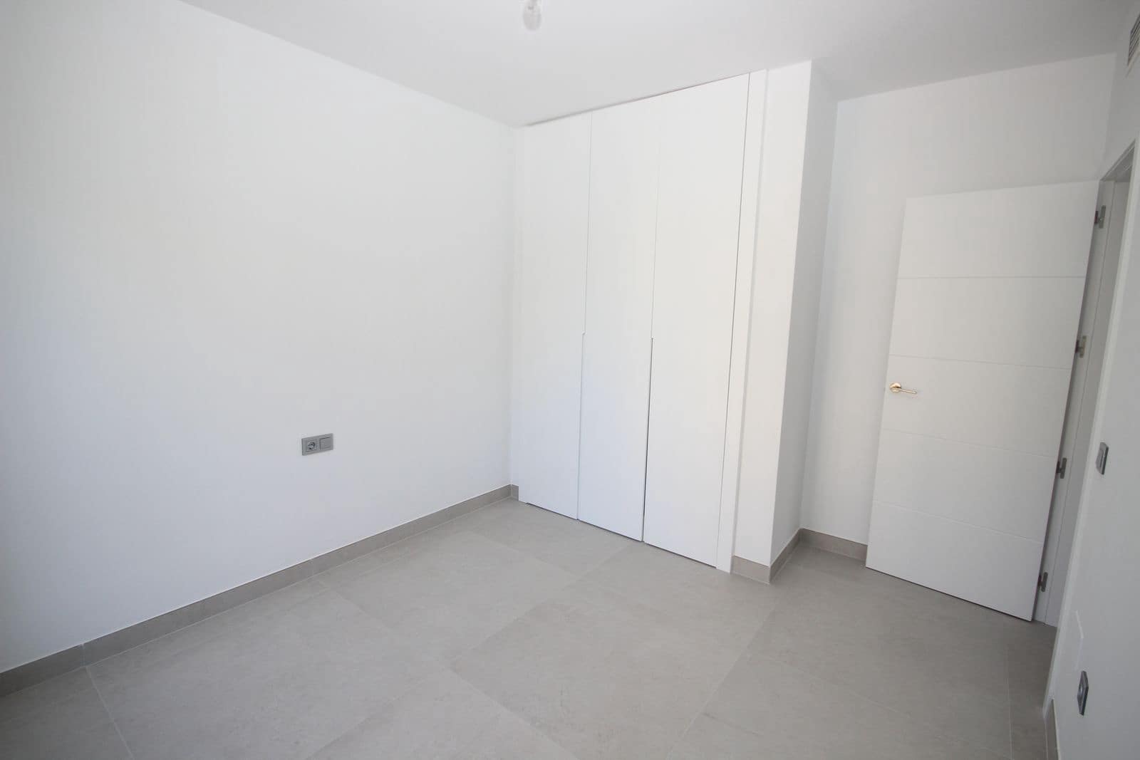 3 sovrum Strandlägenhet till salu i Elviria med pool garage - 575 000 € (Ref: 8585771)