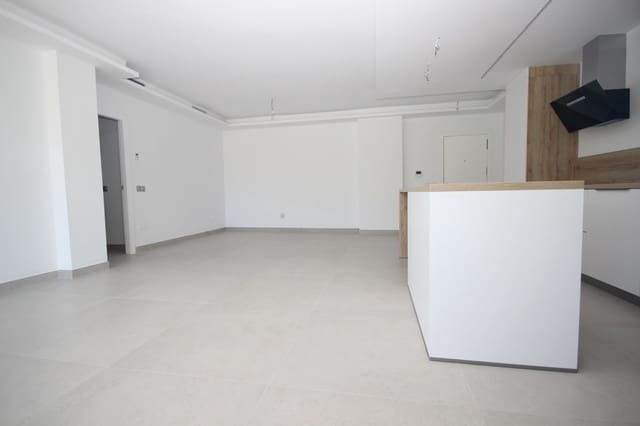 3 sovrum Strandlägenhet till salu i Elviria, Marbella med pool garage - 575 000 € (Ref: 8585771)