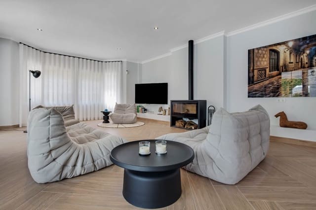 4 soveværelse Villa til salg i Mijas Golf, Mijas med swimmingpool garage - € 999.000 (Ref: 8589915)