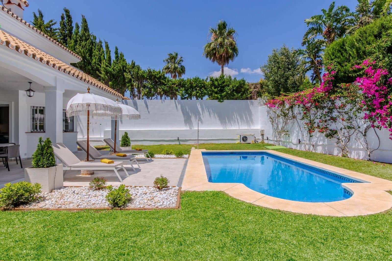 4 soveværelse Villa til salg i Mijas Golf med swimmingpool garage - € 999.000 (Ref: 8589915)