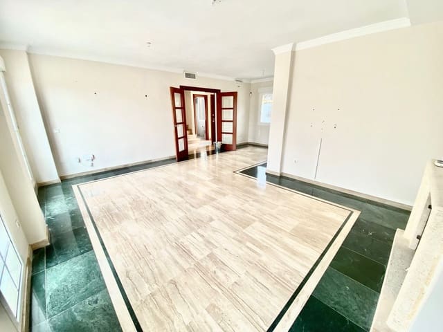 3 chambre Villa/Maison Semi-Mitoyenne à vendre à Calahonda, Mijas avec piscine garage - 650 000 € (Ref: 8594256)