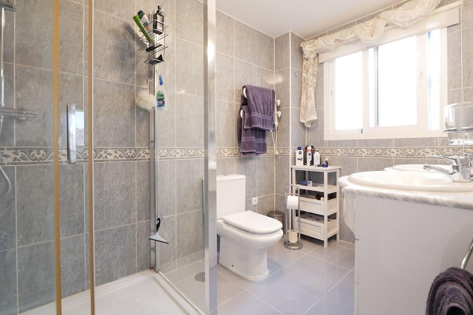 3 soverom Leilighet til salgs i Calahonda med svømmebasseng garasje - € 355 000 (Ref: 8598050)