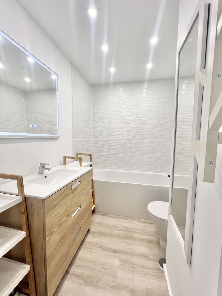 2 soveværelse Lejlighed til salg i Calahonda med swimmingpool garage - € 320.000 (Ref: 8598671)