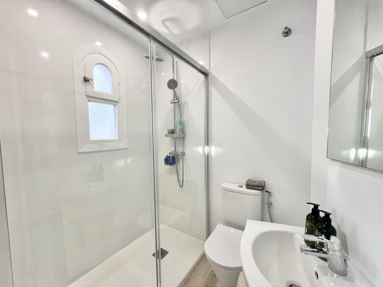 2 soveværelse Lejlighed til salg i Calahonda med swimmingpool garage - € 320.000 (Ref: 8598671)