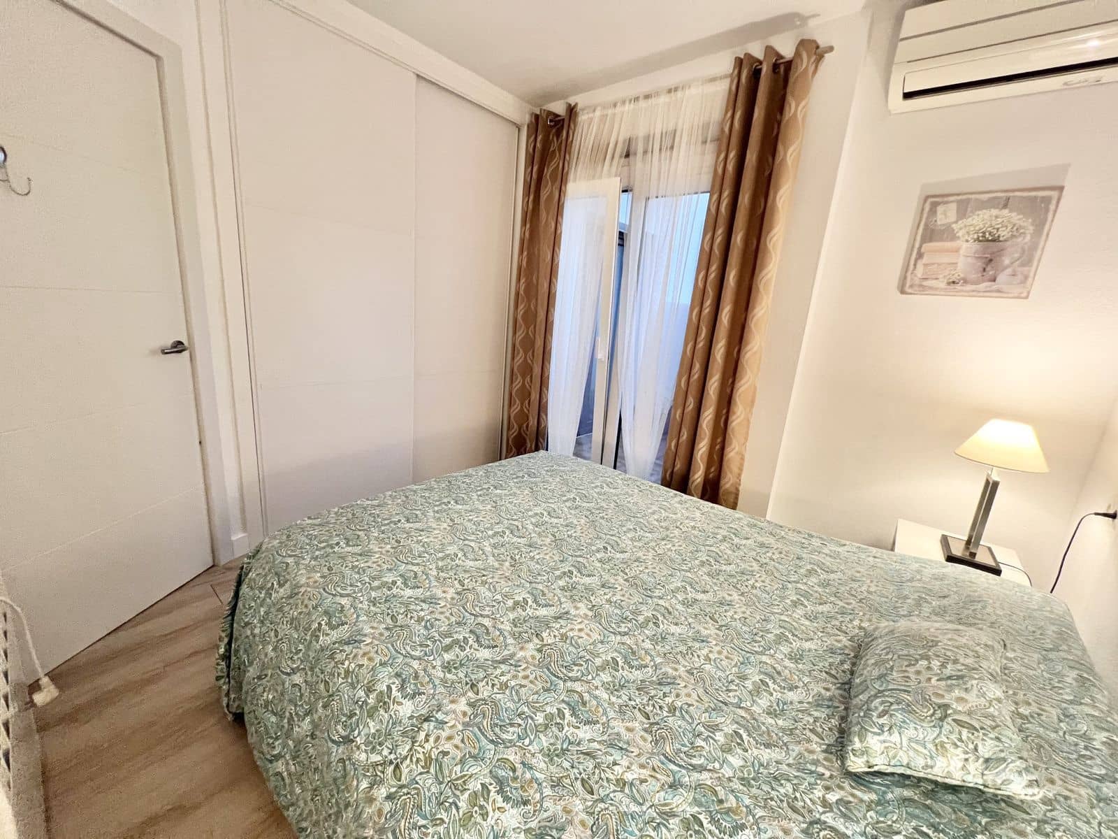 2 soveværelse Lejlighed til salg i Calahonda med swimmingpool garage - € 320.000 (Ref: 8598671)