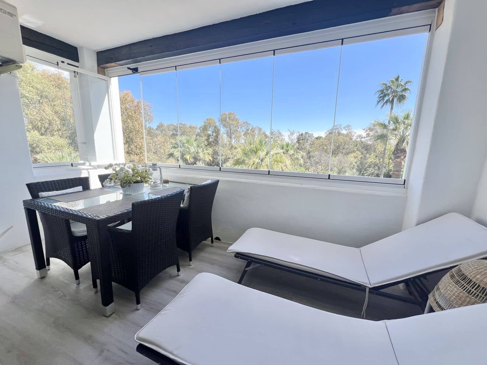 2 soveværelse Lejlighed til salg i Calahonda med swimmingpool garage - € 320.000 (Ref: 8598671)