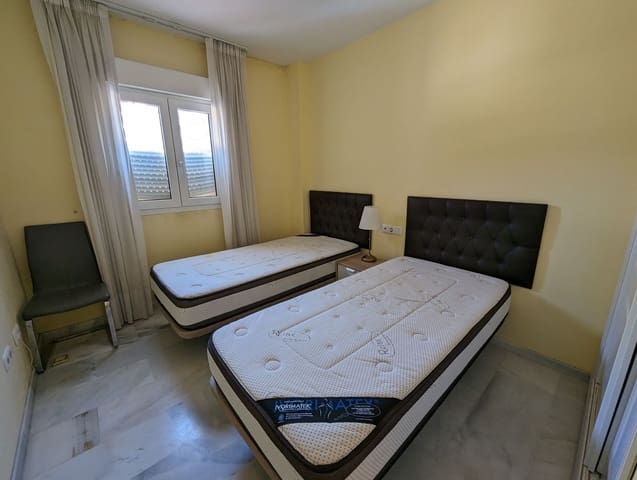 2 slaapkamer Strandappartement te koop in Calahonda, Mijas met zwembad garage - € 610.000 (Ref: 8598672)