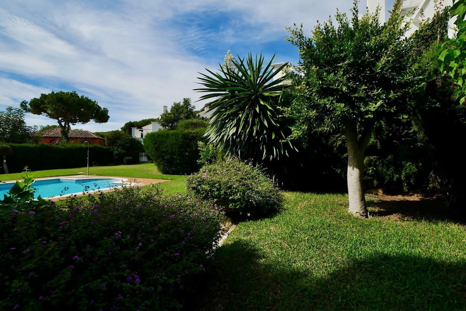 3 chambre Maison de Ville à vendre à Calahonda avec piscine garage - 489 000 € (Ref: 8598673)