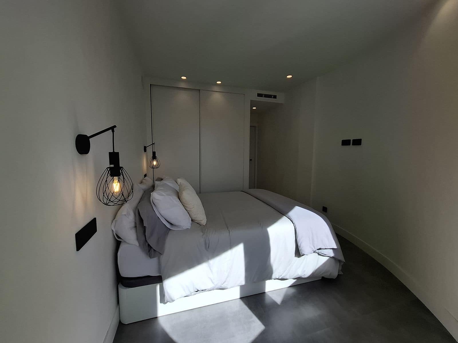 2 soveværelse Strandlejlighed til salg i Calahonda med swimmingpool garage - € 498.000 (Ref: 8600284)