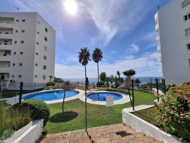 2 soveværelse Strandlejlighed til salg i Calahonda, Mijas med swimmingpool garage - € 498.000 (Ref: 8600284)