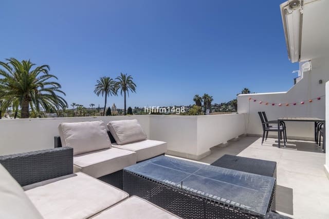 2 soveværelse Lejlighed til salg i Nueva Andalucia, Marbella med swimmingpool garage - € 525.000 (Ref: 8602646)