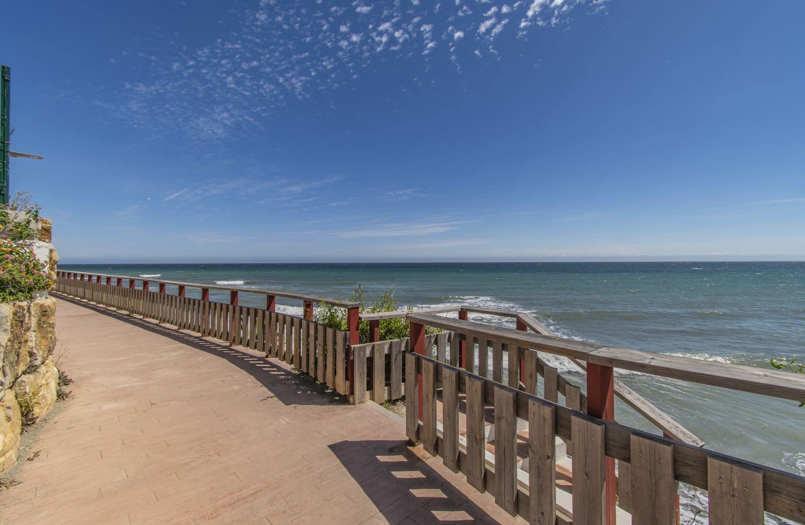 2 soverom Hus til salgs i Estepona med svømmebasseng garasje - € 650 000 (Ref: 8602708)