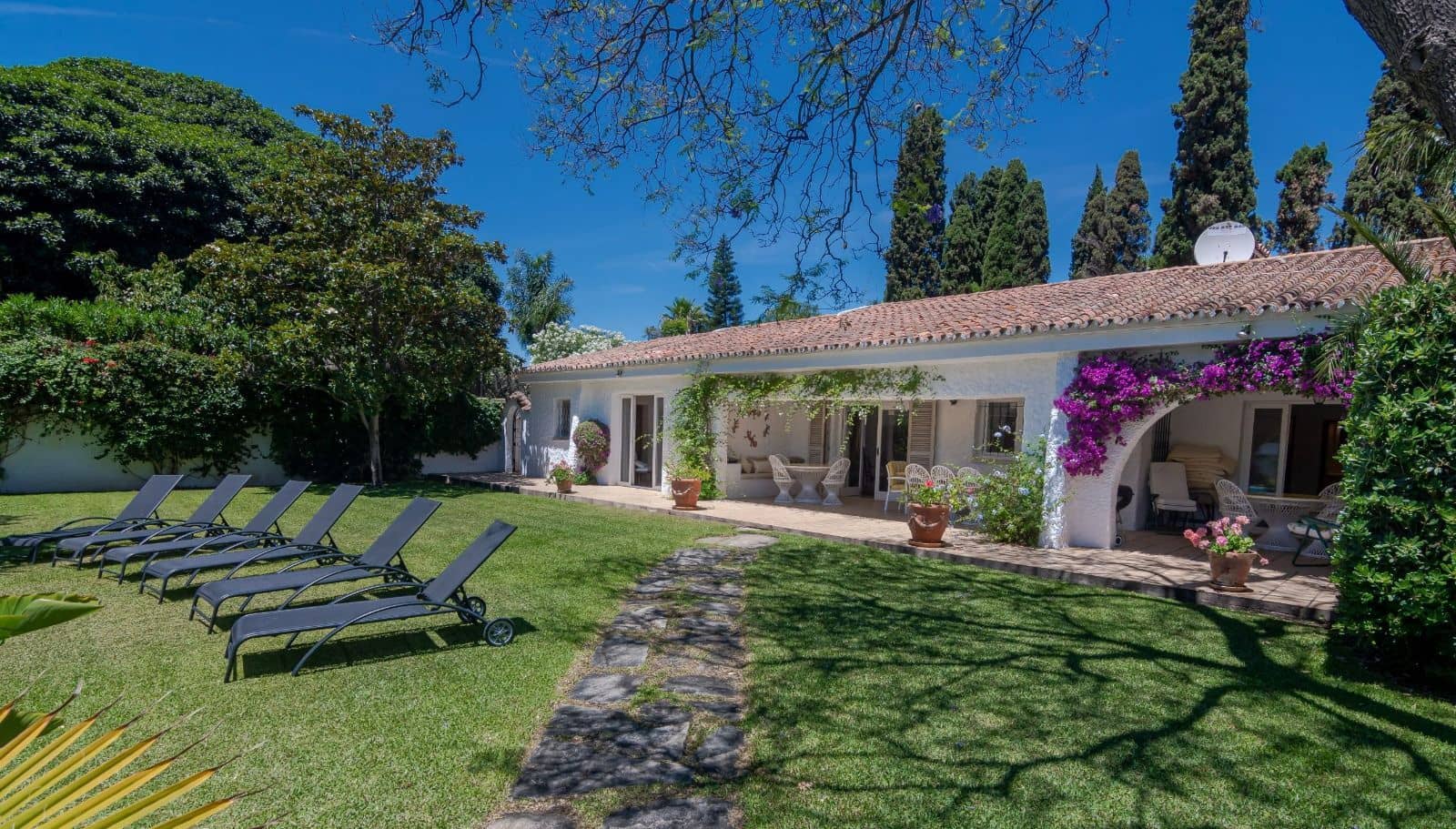 4 soveværelse Villa til salg i San Pedro de Alcantara med swimmingpool garage - € 1.900.000 (Ref: 8607402)