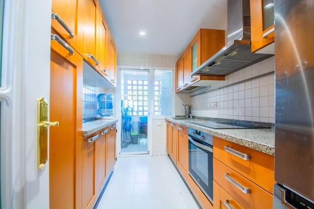 3 slaapkamer Appartement te koop in Los Arqueros, Benahavís met zwembad garage - € 395.000 (Ref: 8613778)