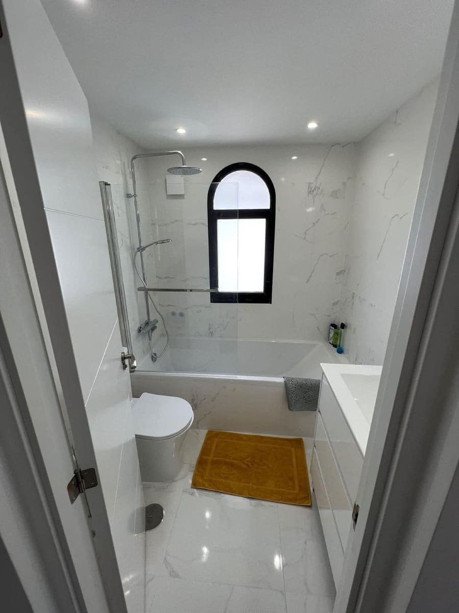 3 slaapkamer Huis te koop in Estepona met zwembad garage - € 540.000 (Ref: 8613806)