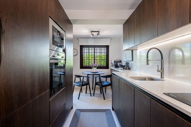 3 slaapkamer Huis te koop in La Quinta, Benahavís met zwembad garage - € 649.000 (Ref: 8614051)