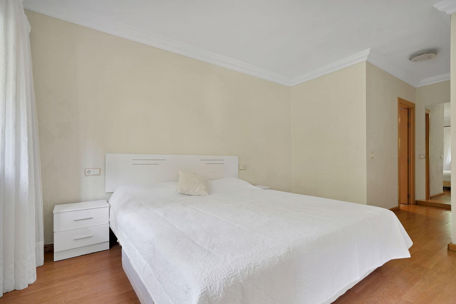 4 soveværelse Villa til salg i Marbella med swimmingpool garage - € 1.690.000 (Ref: 8614183)