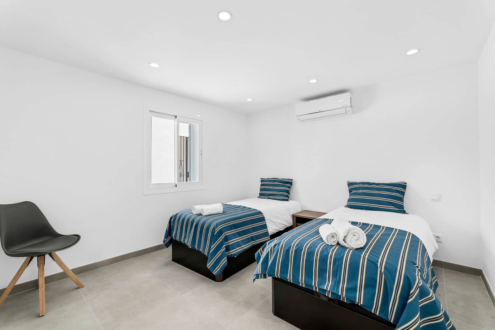 3 soveværelse Byhus til salg i Nueva Andalucia med swimmingpool garage - € 525.000 (Ref: 8615759)