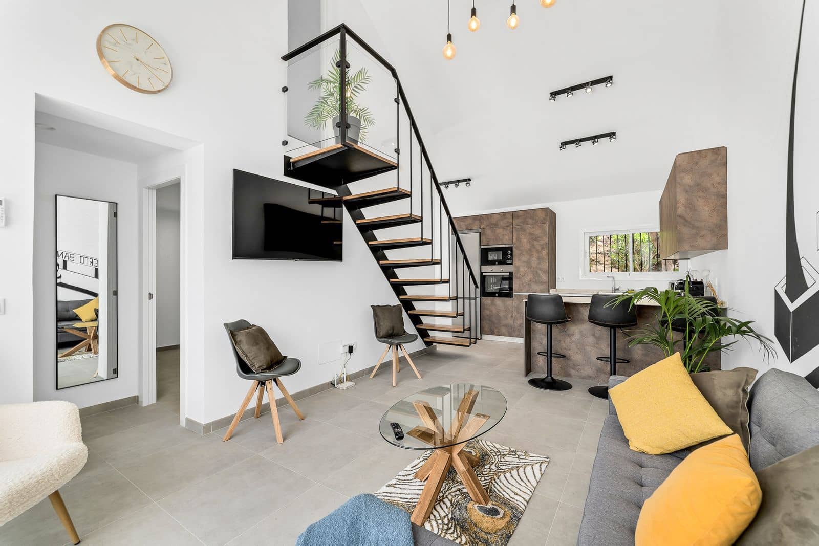 3 soveværelse Byhus til salg i Nueva Andalucia med swimmingpool garage - € 525.000 (Ref: 8615759)