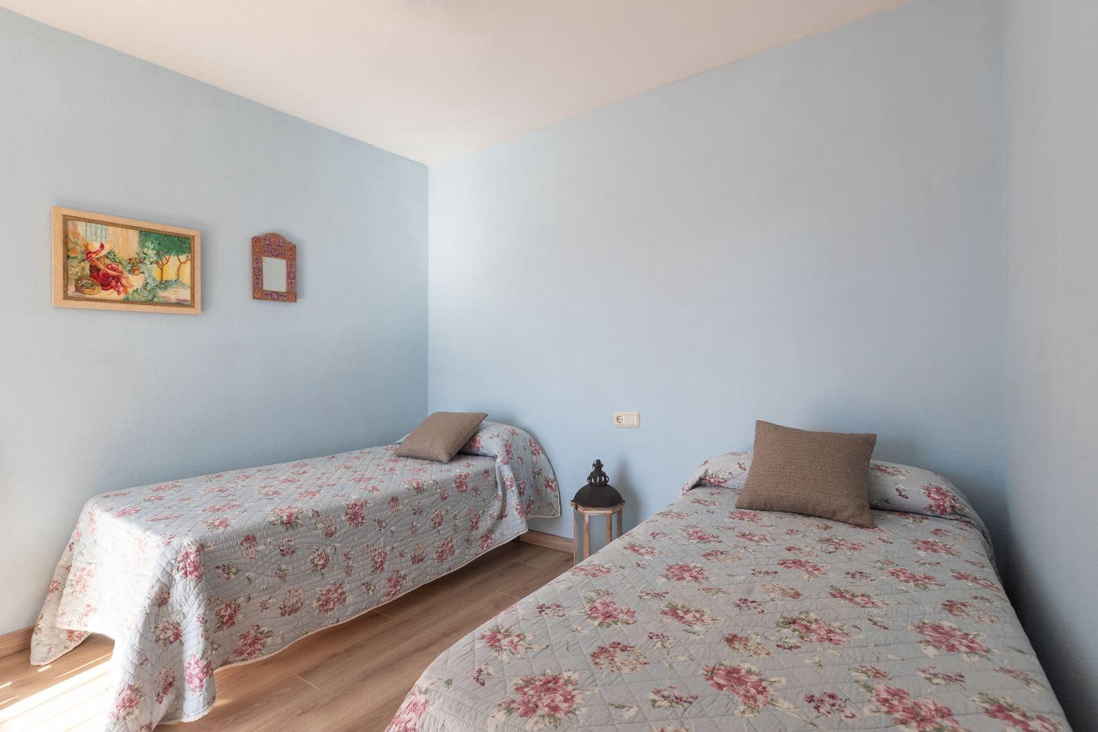 3 soveværelse Byhus til salg i Elviria med swimmingpool garage - € 698.000 (Ref: 8615773)