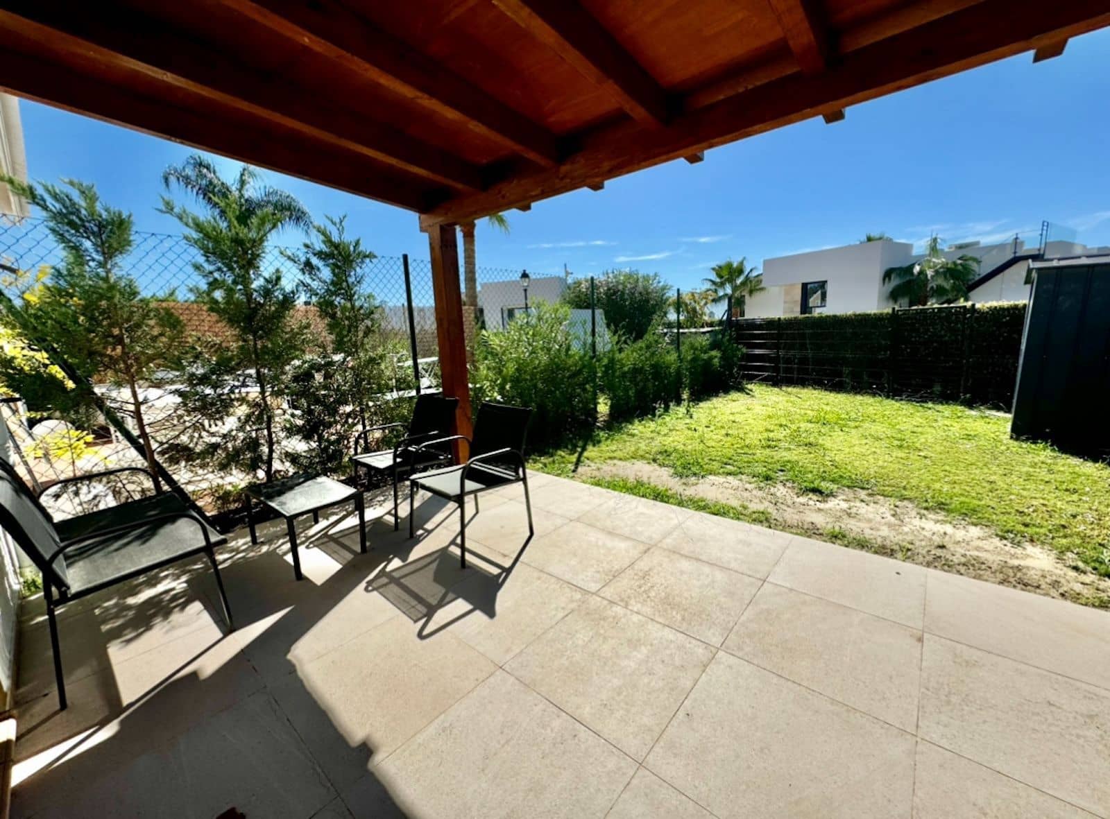 3 soverom Hus til salgs i New Golden Mile med svømmebasseng garasje - € 465 000 (Ref: 8619345)