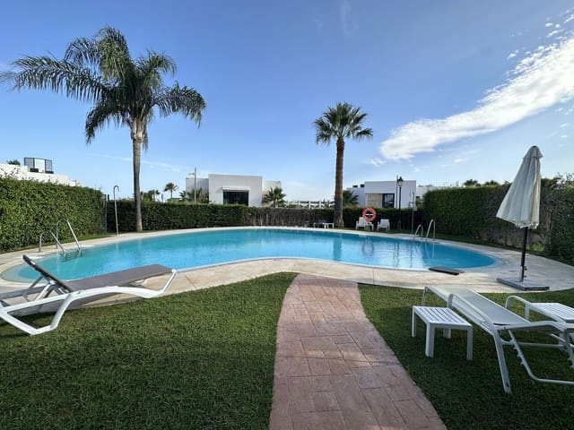 3 soverom Hus til salgs i New Golden Mile, Estepona med svømmebasseng garasje - € 465 000 (Ref: 8619345)