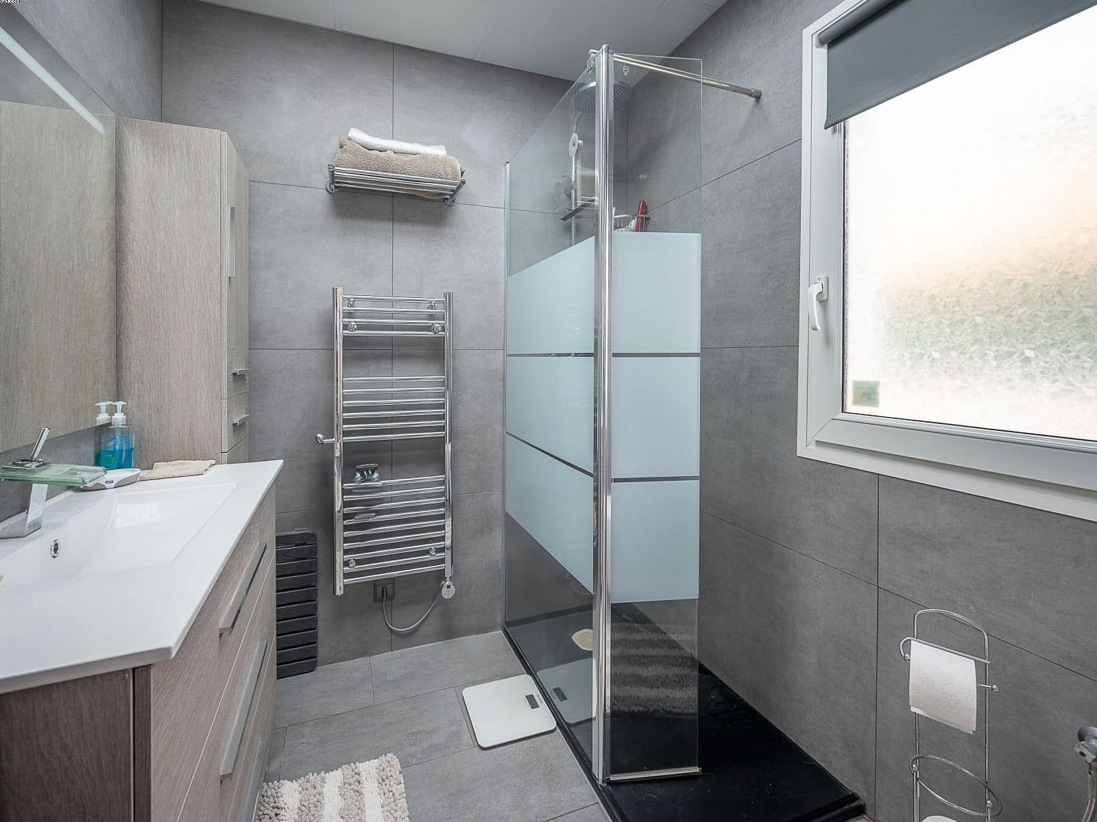 4 soveværelse Villa til salg i El Chaparral med swimmingpool garage - € 749.000 (Ref: 8623437)