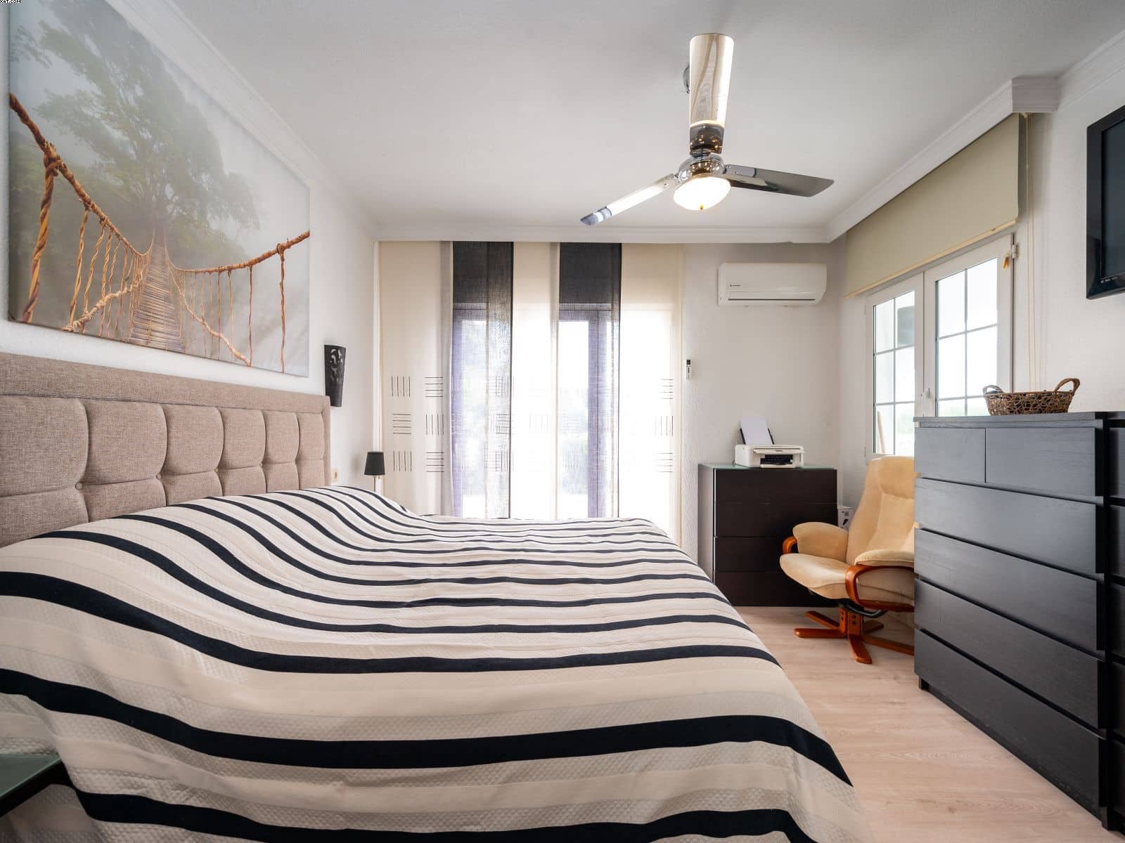 4 soveværelse Villa til salg i El Chaparral med swimmingpool garage - € 749.000 (Ref: 8623437)