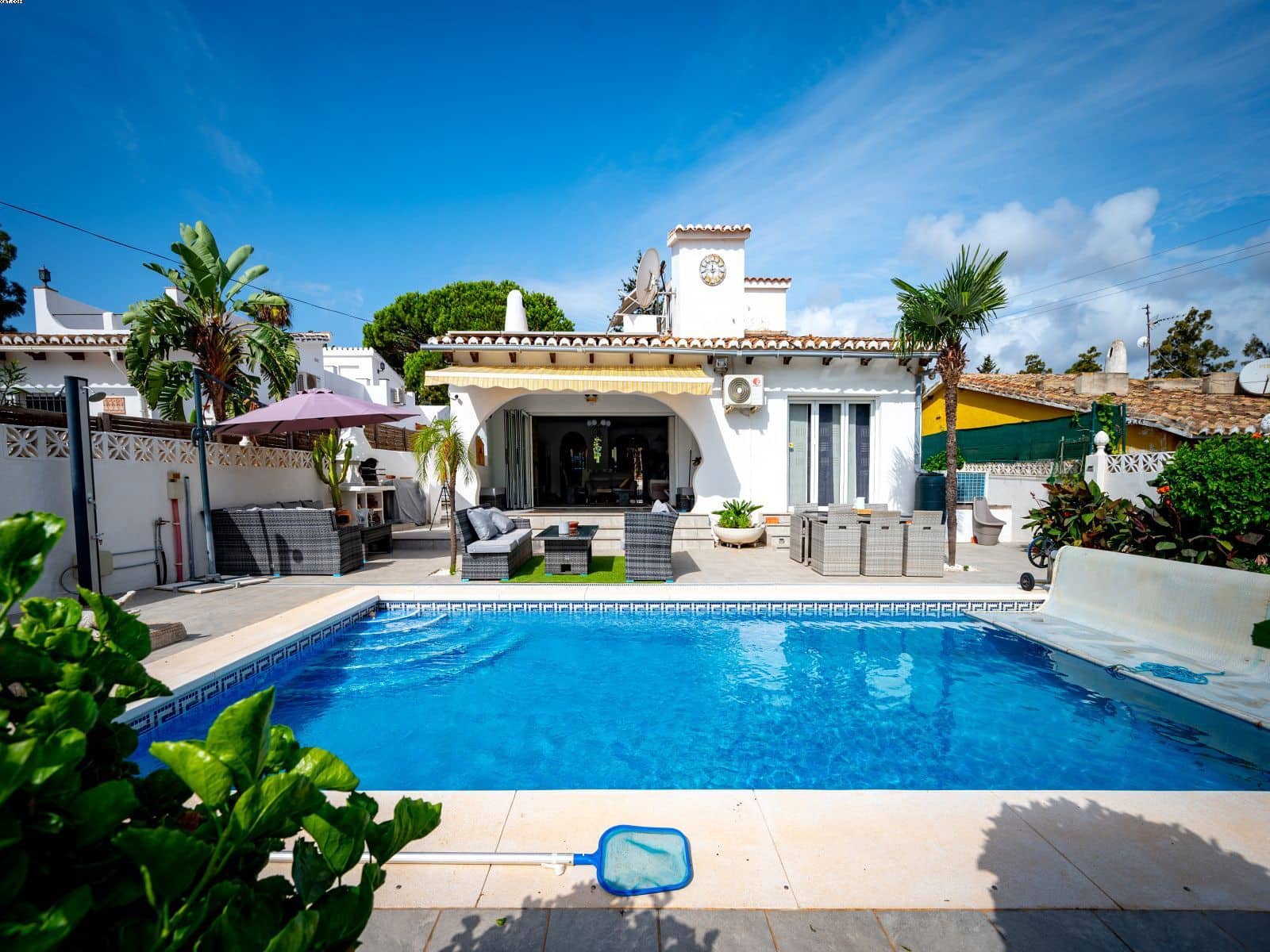 4 soveværelse Villa til salg i El Chaparral med swimmingpool garage - € 749.000 (Ref: 8623437)