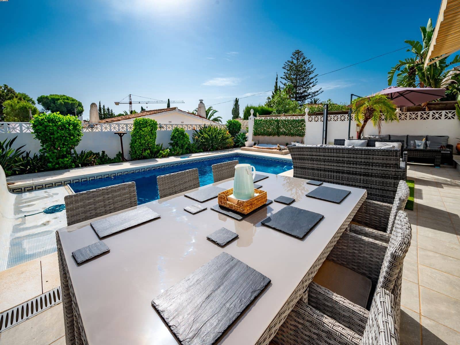 4 soveværelse Villa til salg i El Chaparral med swimmingpool garage - € 749.000 (Ref: 8623437)