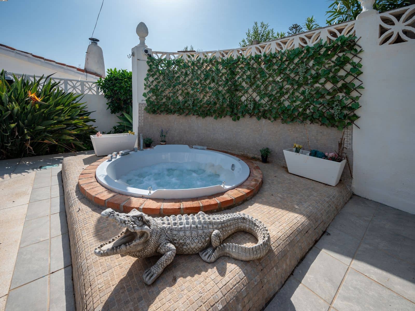 4 soveværelse Villa til salg i El Chaparral med swimmingpool garage - € 749.000 (Ref: 8623437)