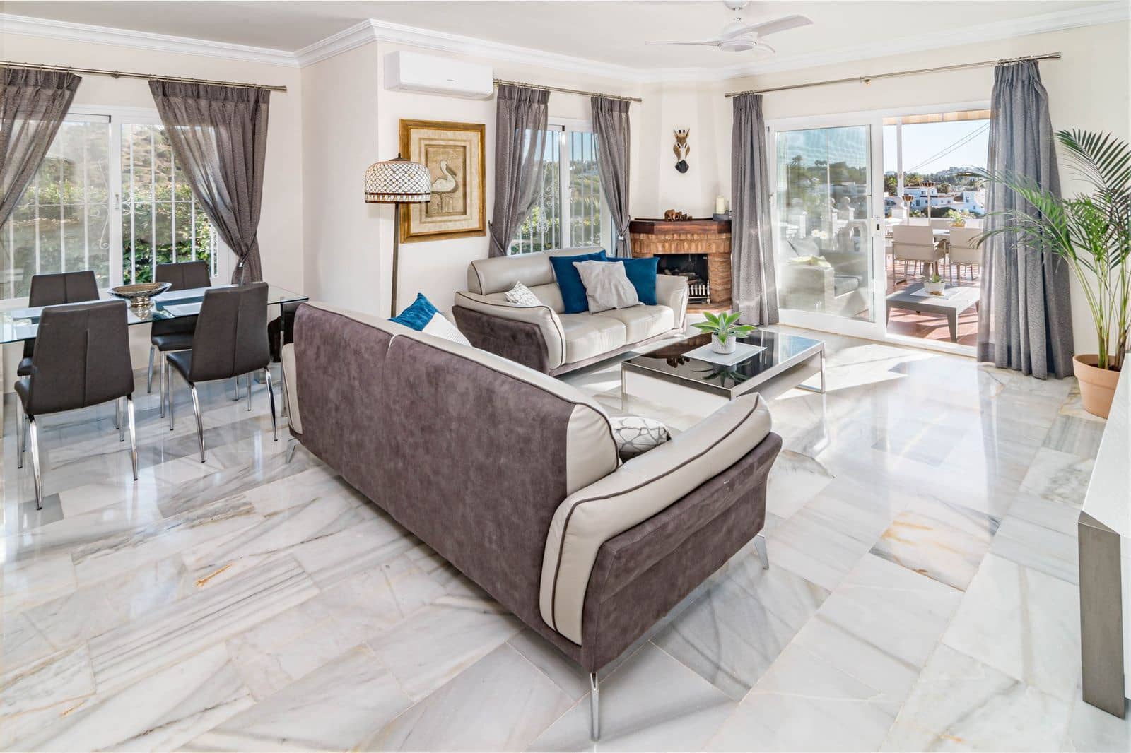 3 soveværelse Villa til salg i Calahonda med swimmingpool garage - € 695.000 (Ref: 8623452)