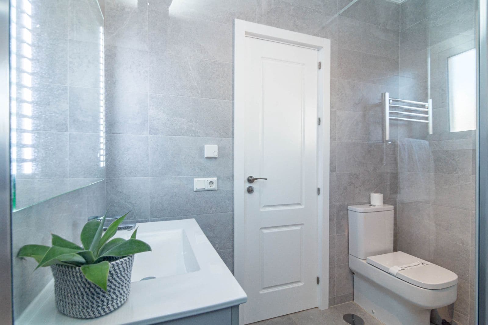 3 soveværelse Villa til salg i Calahonda med swimmingpool garage - € 695.000 (Ref: 8623452)