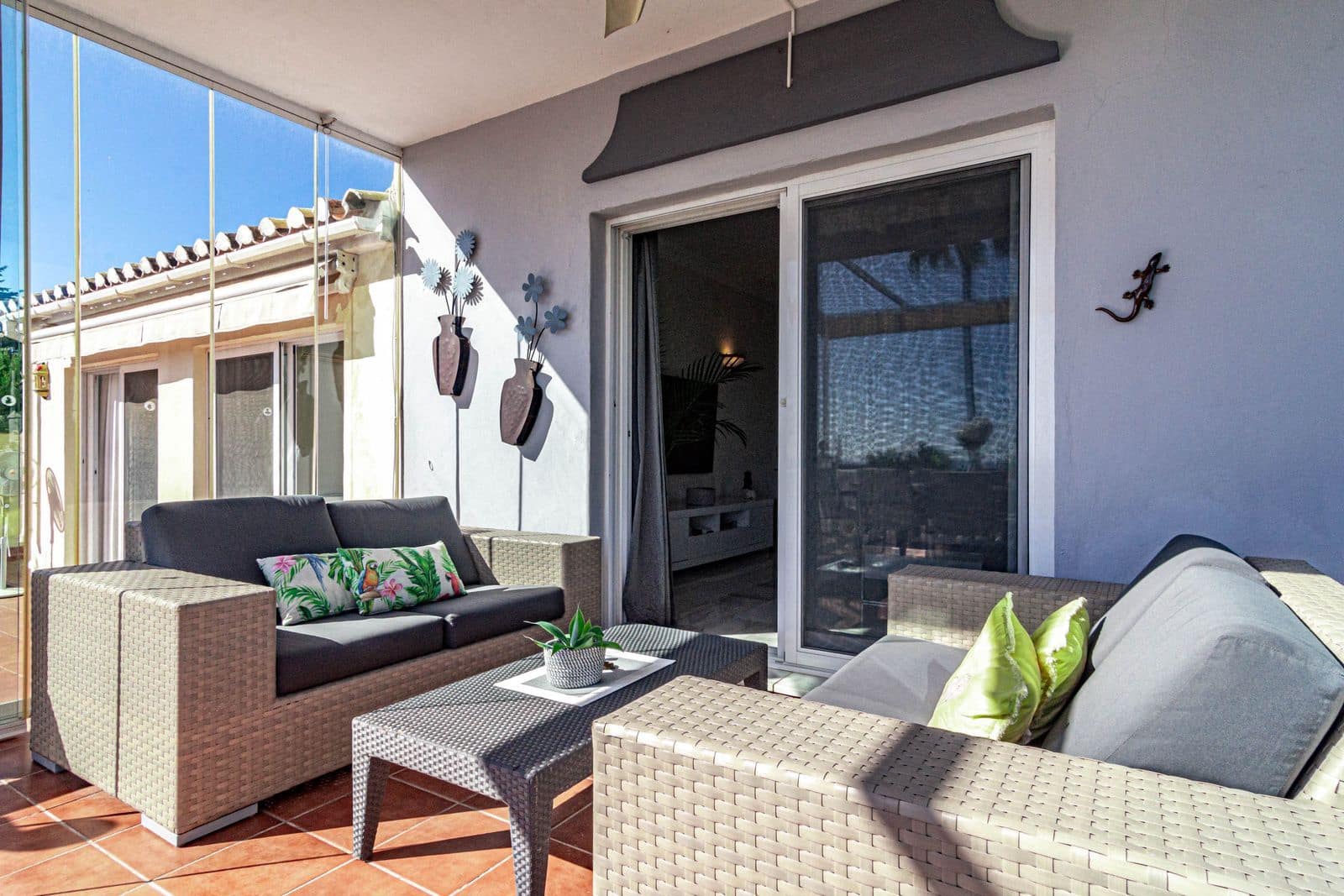 3 soveværelse Villa til salg i Calahonda med swimmingpool garage - € 695.000 (Ref: 8623452)