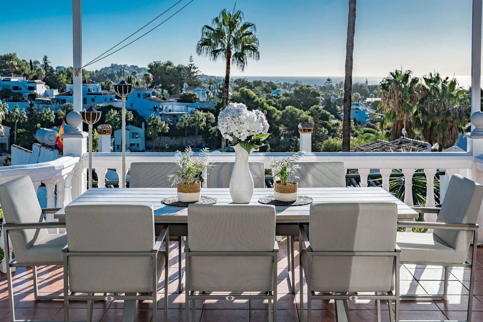 3 soveværelse Villa til salg i Calahonda med swimmingpool garage - € 695.000 (Ref: 8623452)