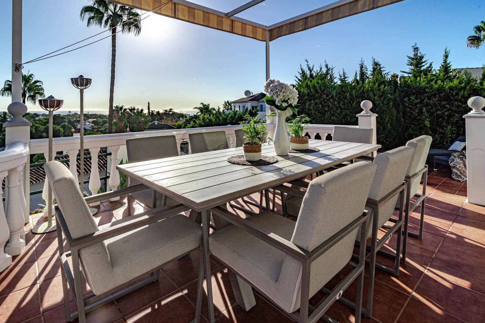 3 soveværelse Villa til salg i Calahonda med swimmingpool garage - € 695.000 (Ref: 8623452)