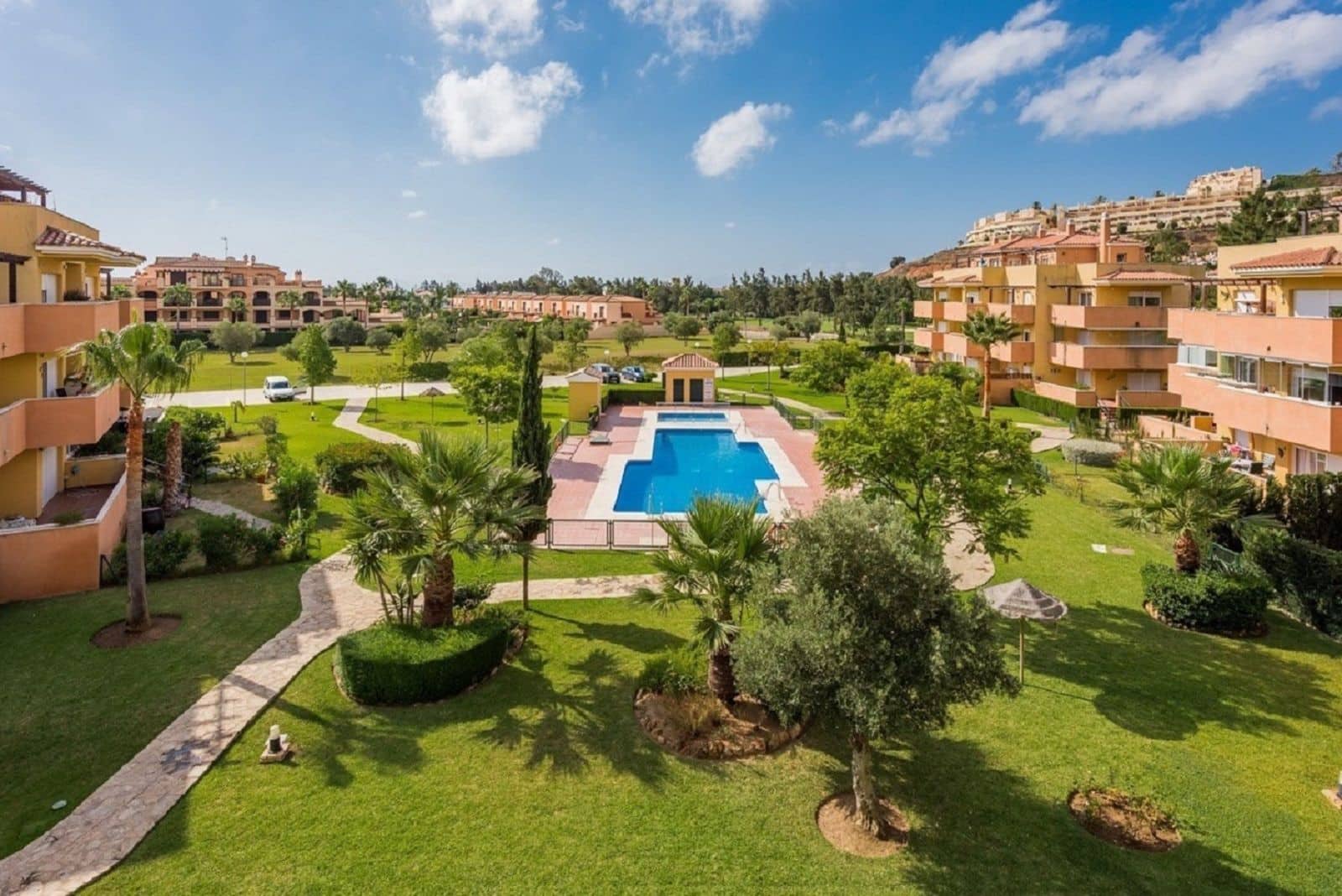 22 bedroom Apartment for sale in La Cala de Mijas with pool garage - € 370,000 (Ref: 8628276)