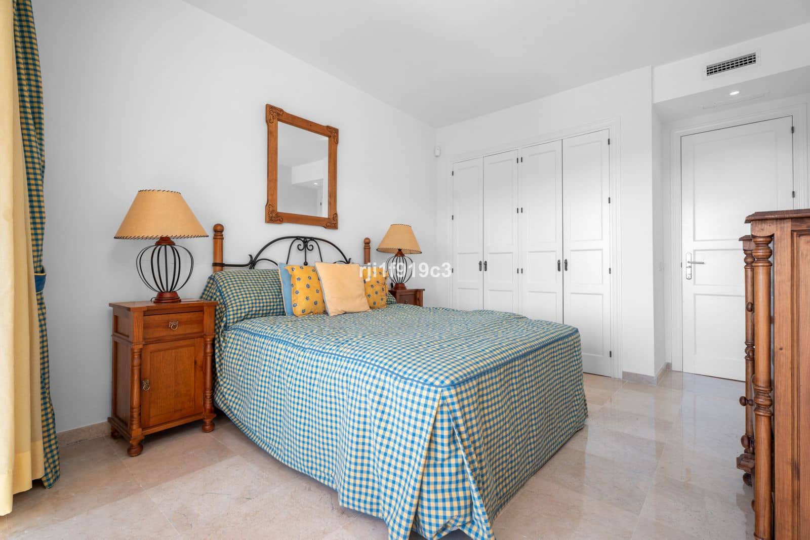 2 slaapkamer Appartement te koop in Elviria met zwembad garage - € 565.000 (Ref: 8635642)