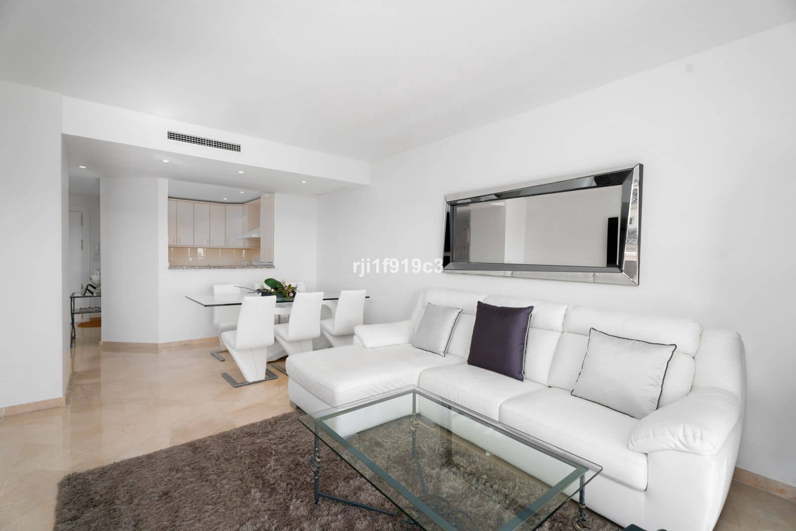 2 slaapkamer Appartement te koop in Elviria met zwembad garage - € 565.000 (Ref: 8635642)