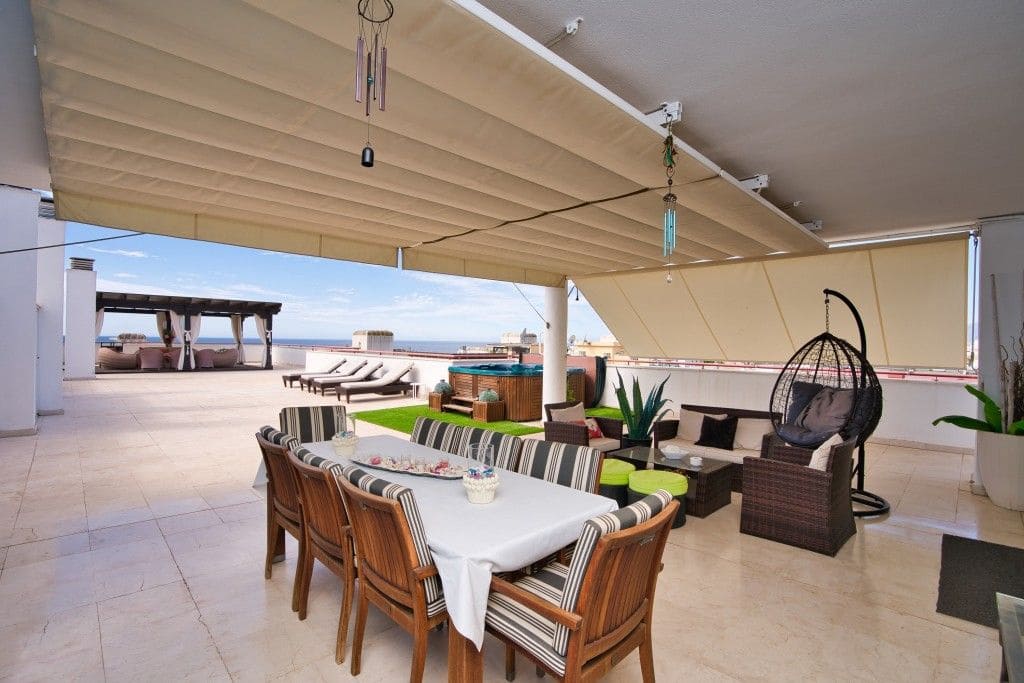 3 soveværelse Penthouse til salg i Marbella med swimmingpool garage - € 1.250.000 (Ref: 8635645)