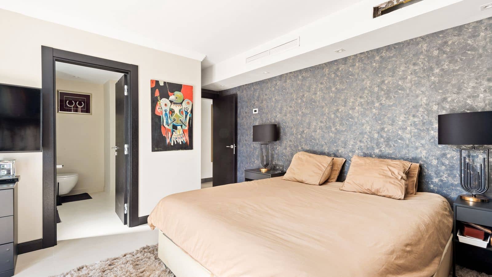 4 sovrum Villa till salu i Nueva Andalucia med pool garage - 1 450 000 € (Ref: 8637781)