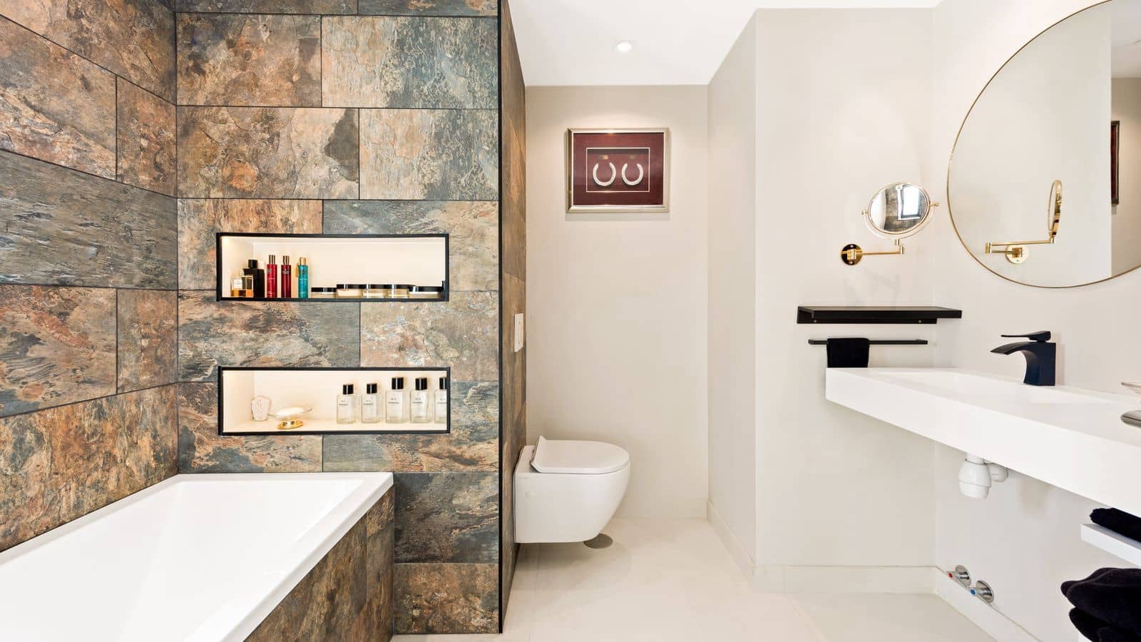 4 sovrum Villa till salu i Nueva Andalucia med pool garage - 1 450 000 € (Ref: 8637781)