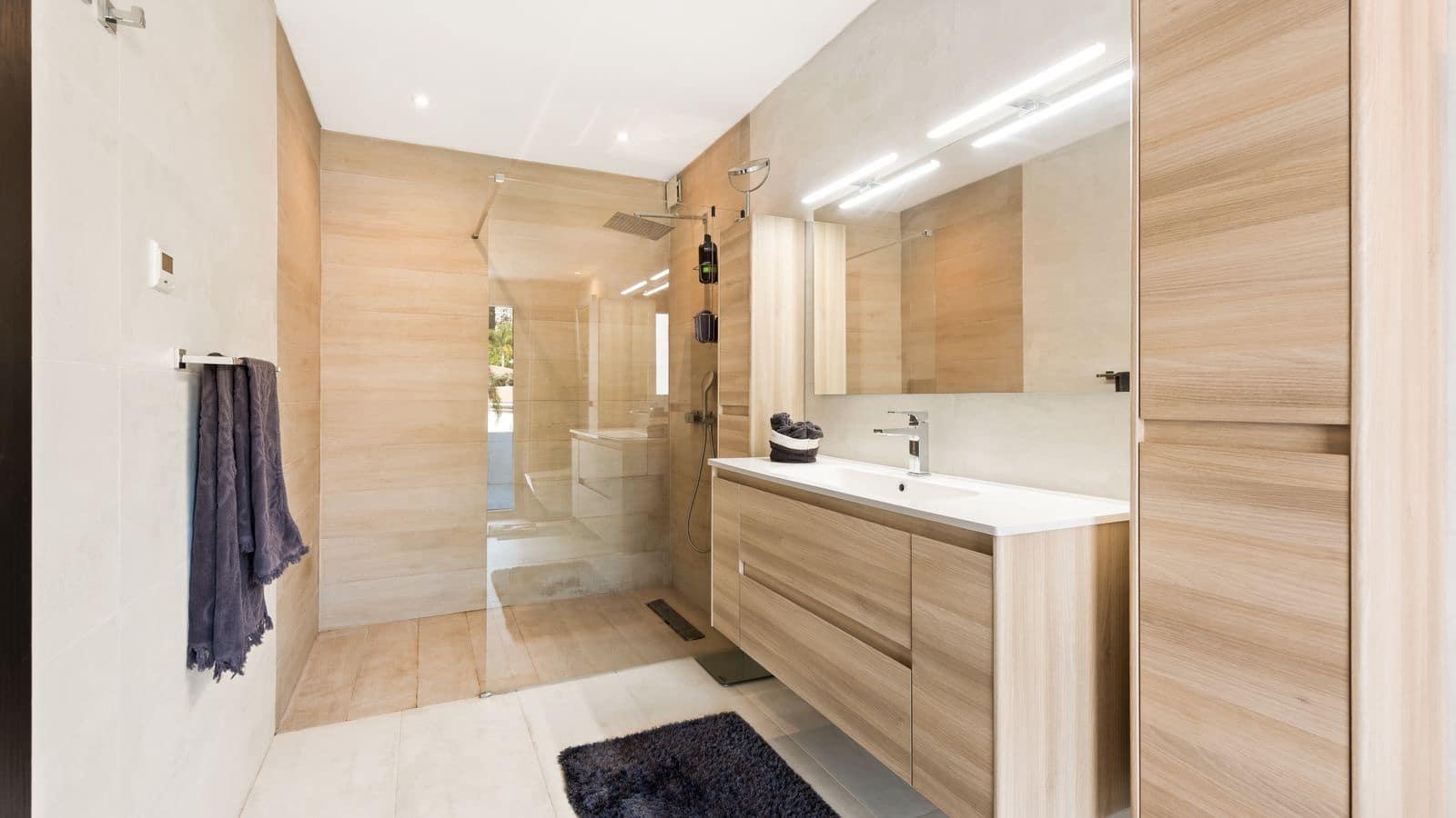 4 sovrum Villa till salu i Nueva Andalucia med pool garage - 1 450 000 € (Ref: 8637781)