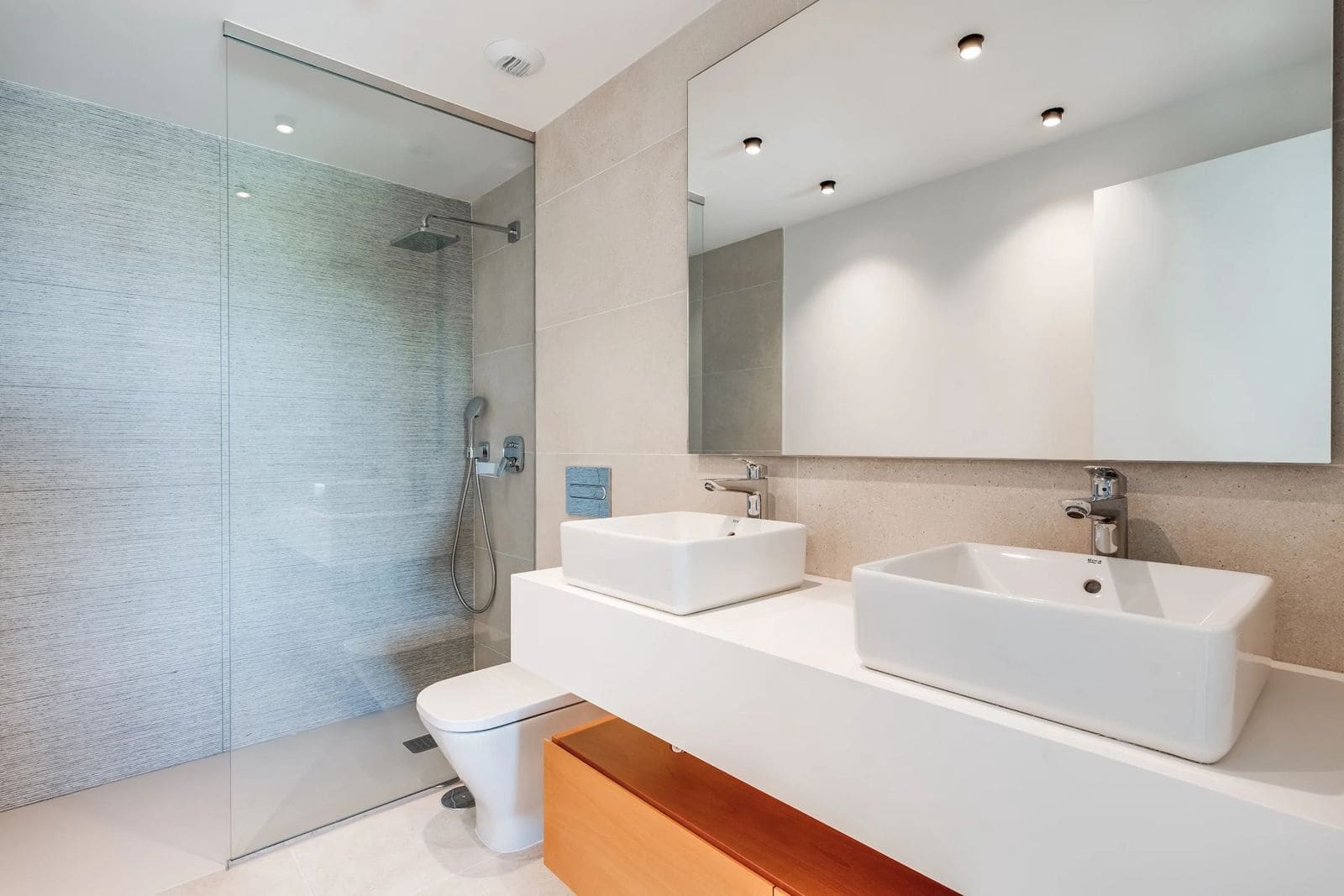 3 soveværelse Semi-Rækkehus til salg i El Chaparral med swimmingpool garage - € 895.000 (Ref: 8643894)